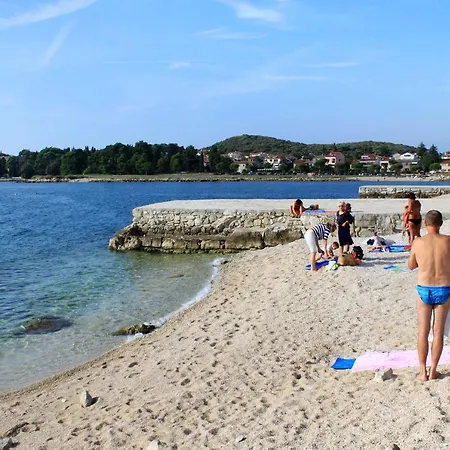 With A Parking Space - 20554 Rovinj